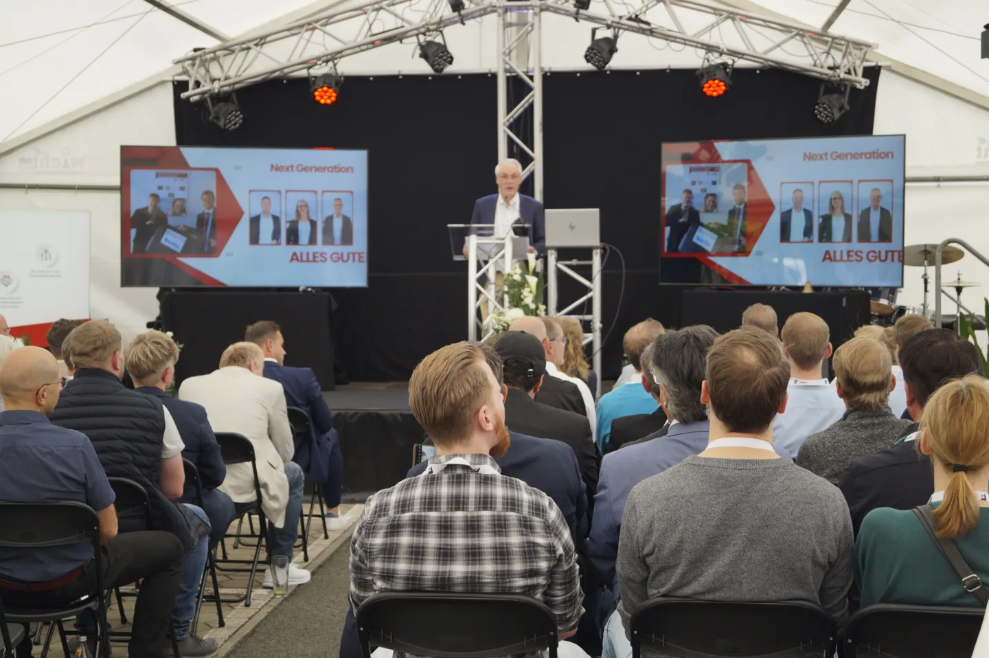 Das Publikum beim 30 jahre TeleSys Jubiläum