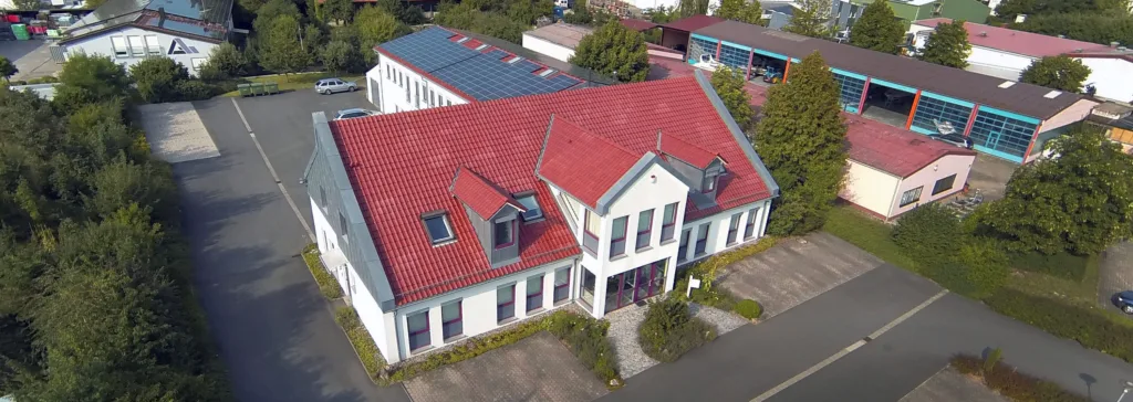 Luftaufnahme des TeleSys Haupsitzes in Breitengüßbach