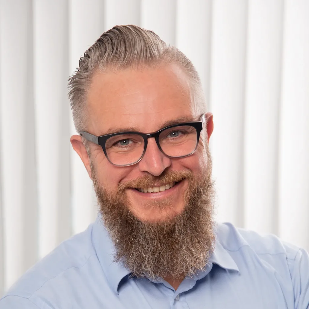 Portrait des TeleSys Mitarbeiters Christian Friedmann