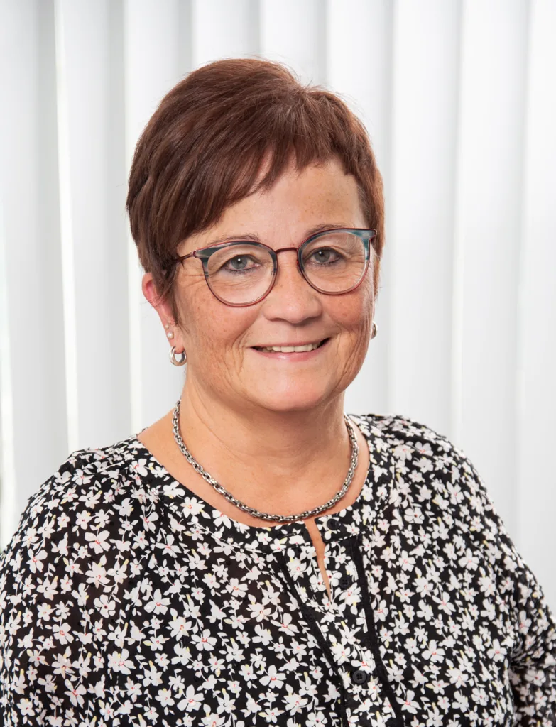 Portrait der TeleSys Mitarbeiterin Frau Wanek